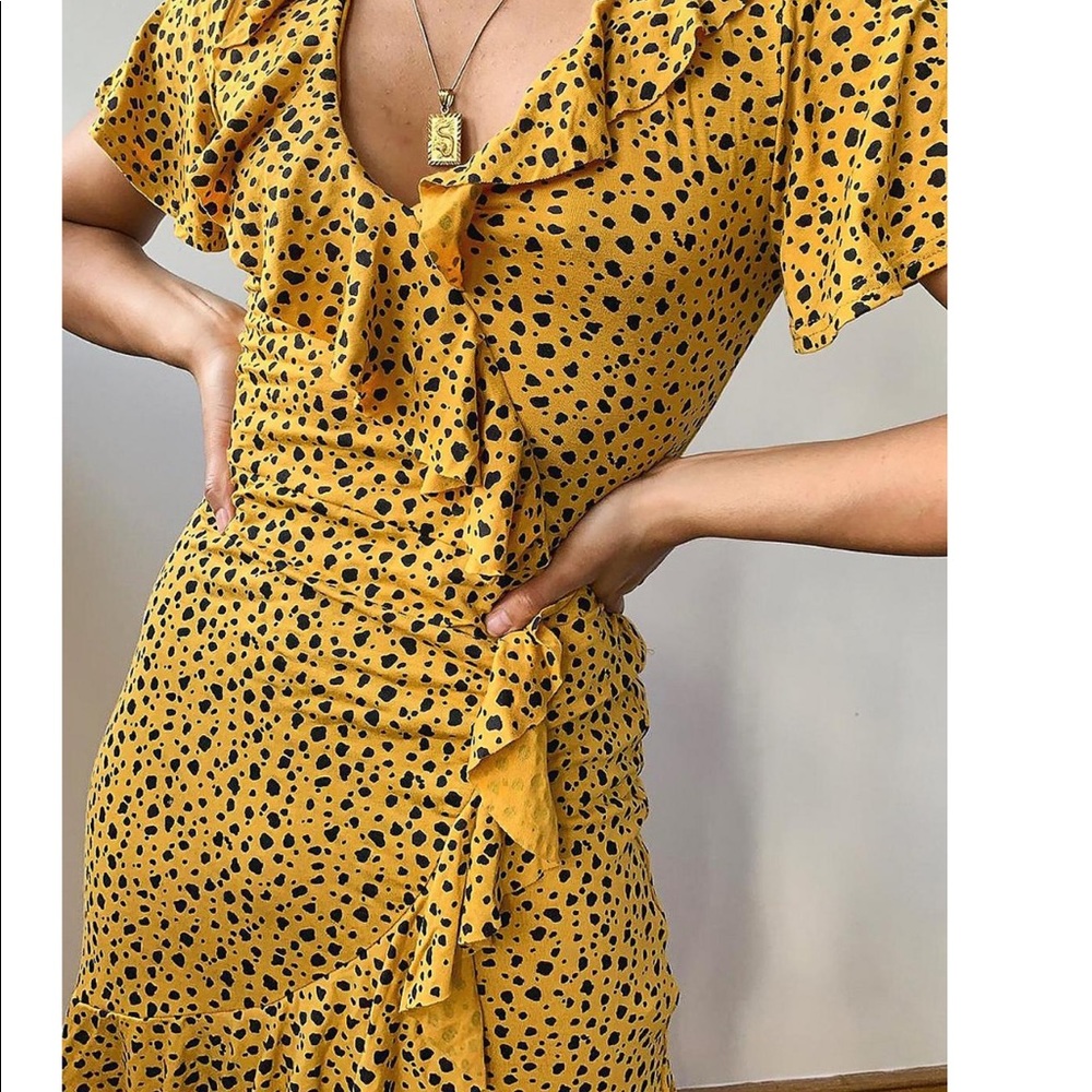 Dalmatian print ruffle dress - yellow